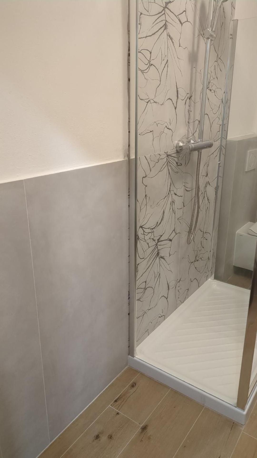 Viale Puccini - Free Gated Parking - 3 Minutes From Center